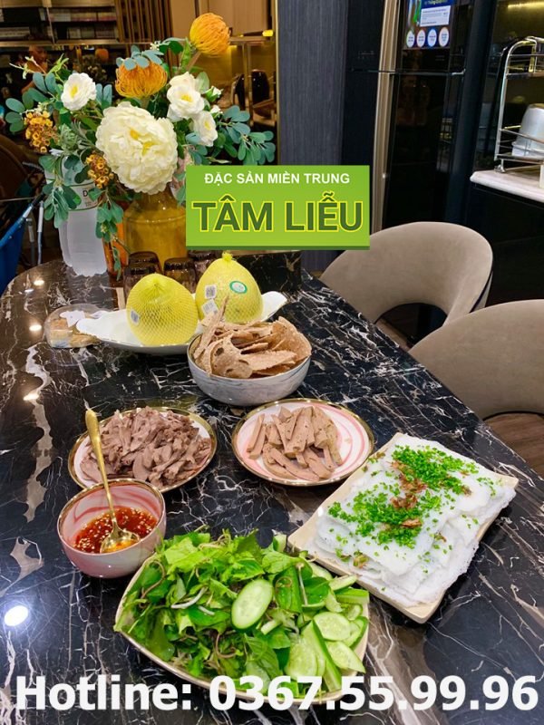 Chị khách mua chả bò ăn ngon quá gửi phản hồi